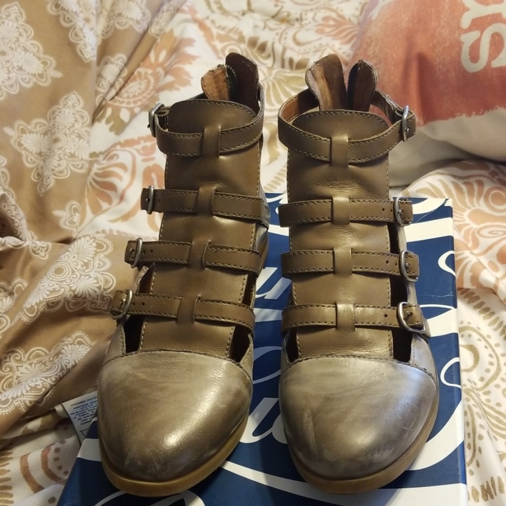 Lucky brand sandals boots